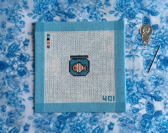 Mini pez dorado - Lienzo de bordado pintado