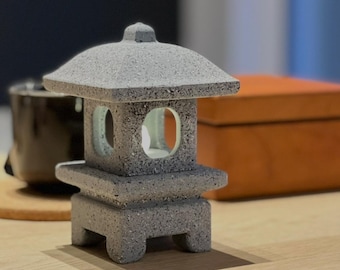Mini Zen Stone Japanese Lamp - Luce led a batteria - Handcrafted
