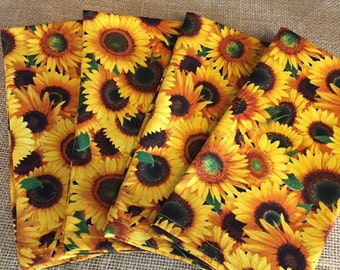 Sunflower Cloth Dinner Napkins, Cottagecore Farmhouse Home Decor, Reusable Washable, Sunflowers Floral Spring Summer Table Cloths