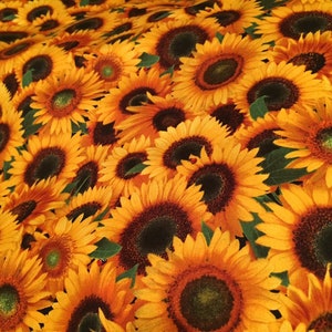 Sunflower Cloth Dinner Napkins, Cottagecore Farmhouse Home Decor, Reusable Washable, Sunflowers Floral Spring Summer Table Cloths image 7