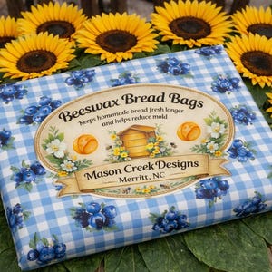 Handmade Beeswax Bread Bag – Blueberry Farmhouse Design, Reusable Food Wrap