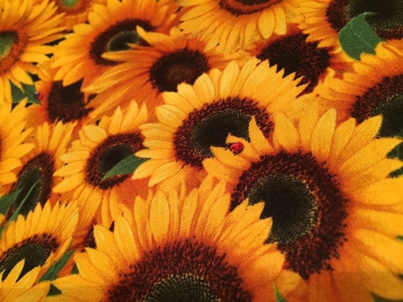 Sunflower Cloth Dinner Napkins, Cottagecore Farmhouse Home Decor, Reusable Washable, Sunflowers Floral Spring Summer Table Cloths image 8