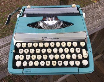 Manual typewriter | Etsy