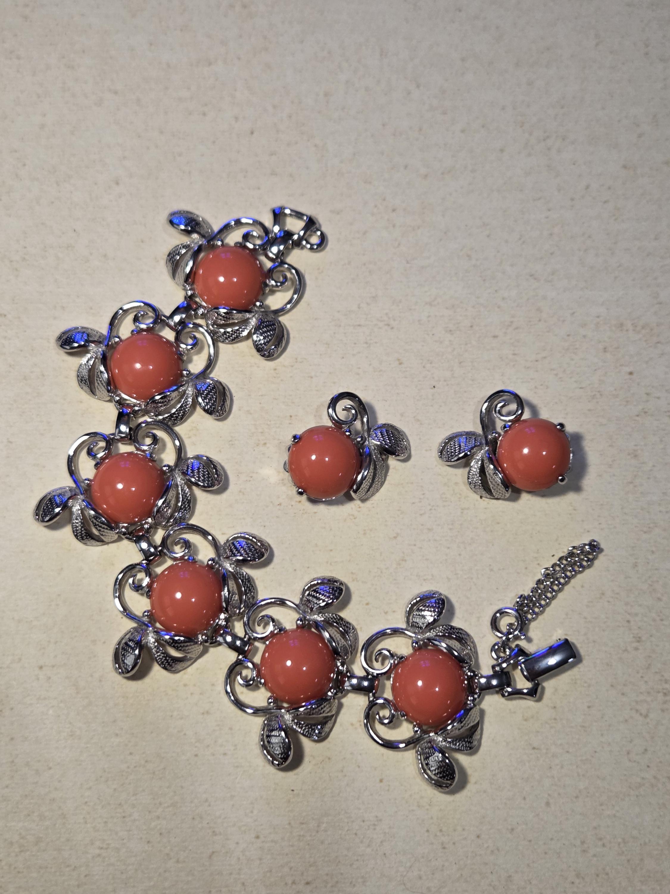 Elsa Schiaparelli Jewelry - Etsy