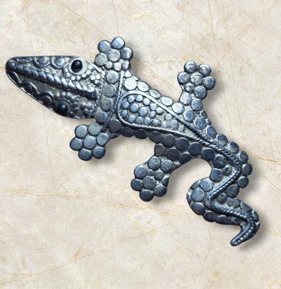 Sterling silver lizard brooch
