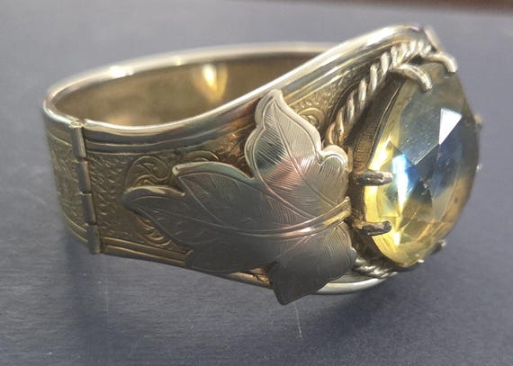 Sarah Coventry "Versailles" Hinged Statement Brac… - image 9