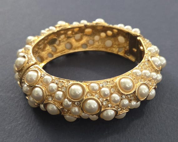 Kenneth J Lane gold tone hinged cuff bracelet - image 5