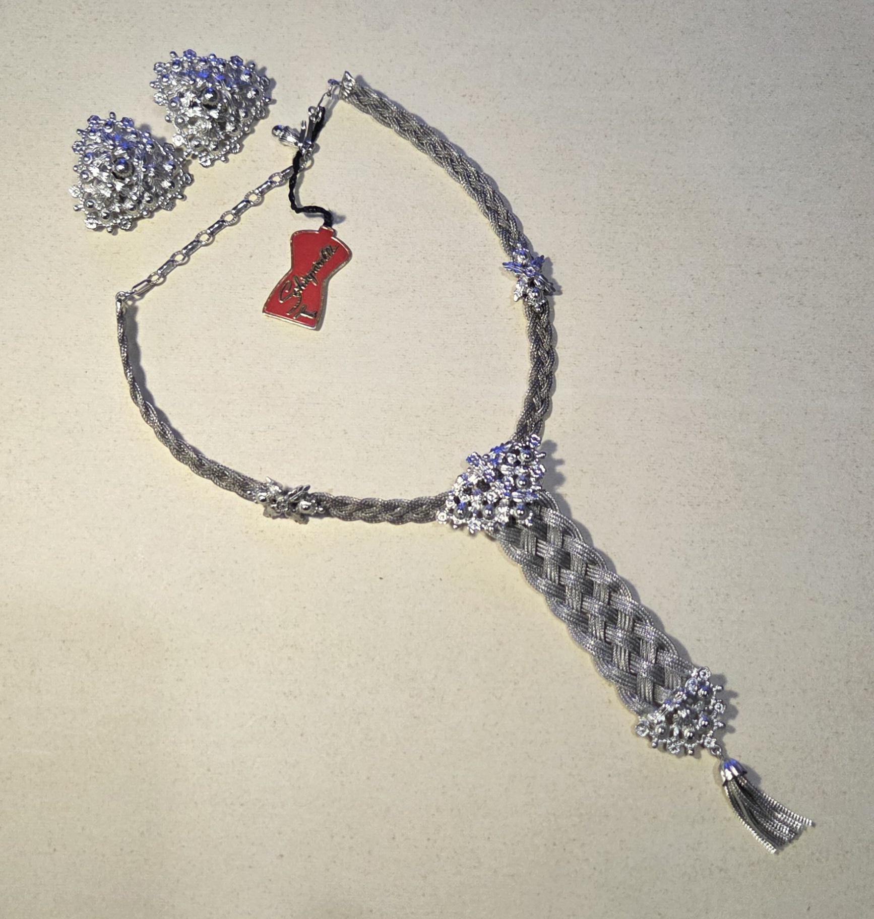 Schiaparelli necklace - Etsy 日本