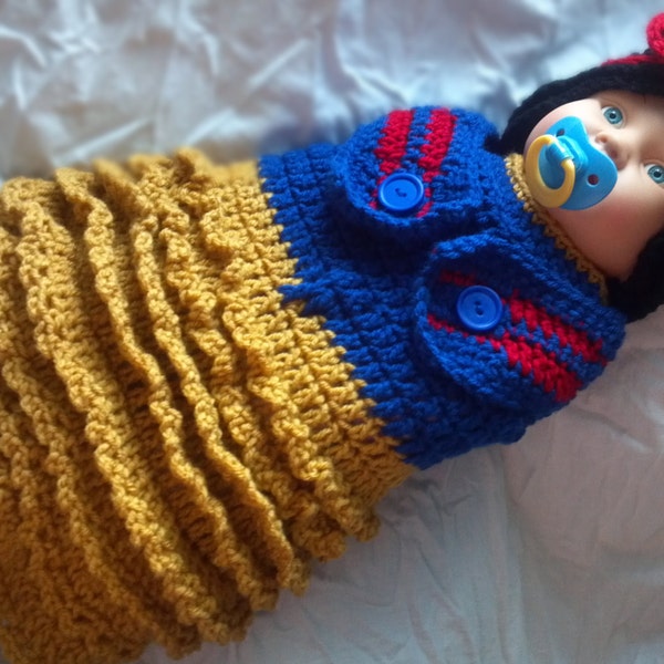 Snow White hat and cocoon wrap crochet Pattern, Newborn to 1 month.