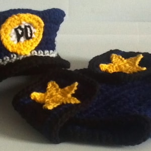 Policeman hat and diaper cover crochet Pattern, Bonus Handcuffs, Newborn only image 1