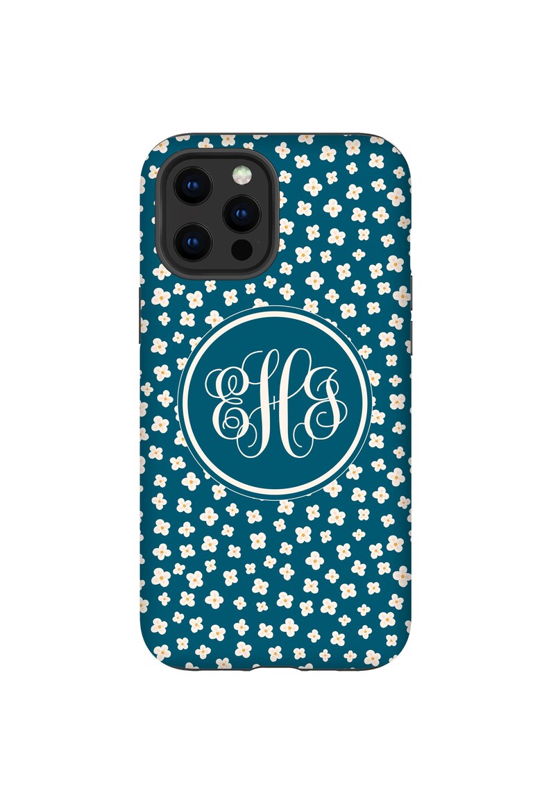 K&ouml;nnte beinhalten: Eine tealblaue Handyh&uuml;lle mit einem wei&szlig;en Blumenmuster und einem wei&szlig;en Kreis mit dem Monogramm "EHS" in der Mitte.