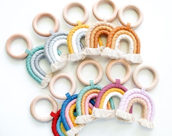 Baby Boho Rainbow Teether - Mordedor de anillo de madera - Regalo de bebé neutro - Juguete de bebé - Regalo de bebé para niña - Mordedor de niño - Mordedor de niña-Mordedor neutro