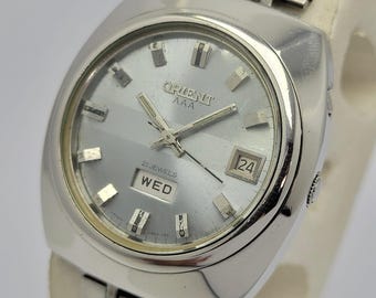 Orient AAA Day/Date Cal.1942 Vintage Men’s Watch With Rail Road Bracelet