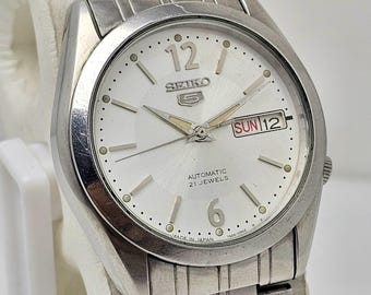 Seiko 5 Automatic 7S26-03B0 Day/Date Vintage Men’s Watch