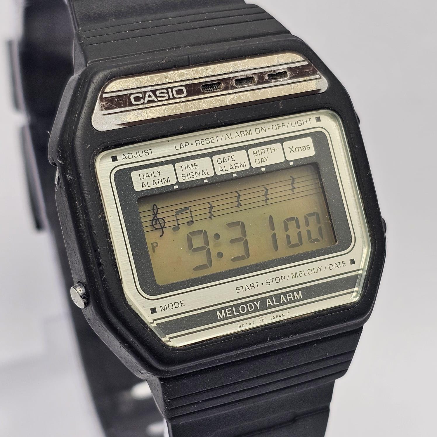 Reloj Casio Melody Alarm 82H108 de estilo vintage para hombre