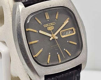 ヴィンテージ セイコー5 自動巻き メンズウォッチ：ブラウン文字盤