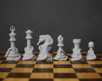 Kraken Chess Set