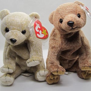 Ty Beanie Baby Almond & Pecan – Matched Error Pair (1999) – MWMT