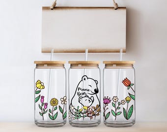 Mama Bear Glass Can Cup with Bamboo Lid and Straw – Cute Floral Iced Coffee Cup, Reusable Mom Gift, Mothers Day Gift Idea