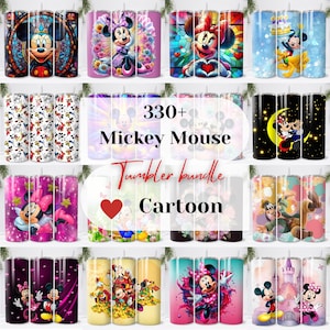 Può includere: Una collezione di bicchieri a tema cartoni animati con Topolino e Minnie. I bicchieri presentano vari disegni, tra cui vetrate, motivi floreali e illustrazioni di personaggi. Il testo "330+ Mickey Mouse Tumbler bundle Cartoon" è visibile.