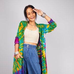 Tie dye cardigan kimono, hippie rainbow duster vest with pockets, festival wear, beach cover up, tie dye robe