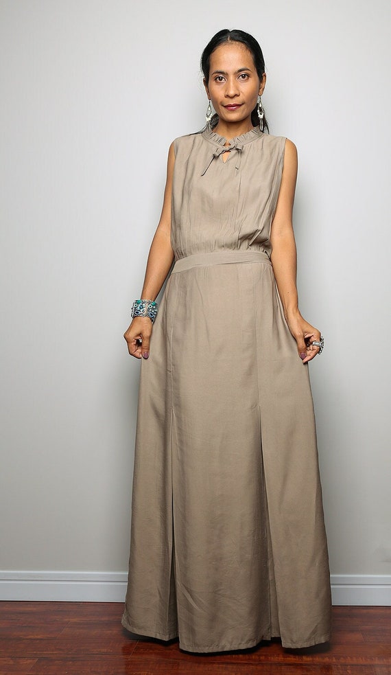 knee length dresses for ladies Yelena Ruched Halter Maxi Dress / Taupe | Meshki