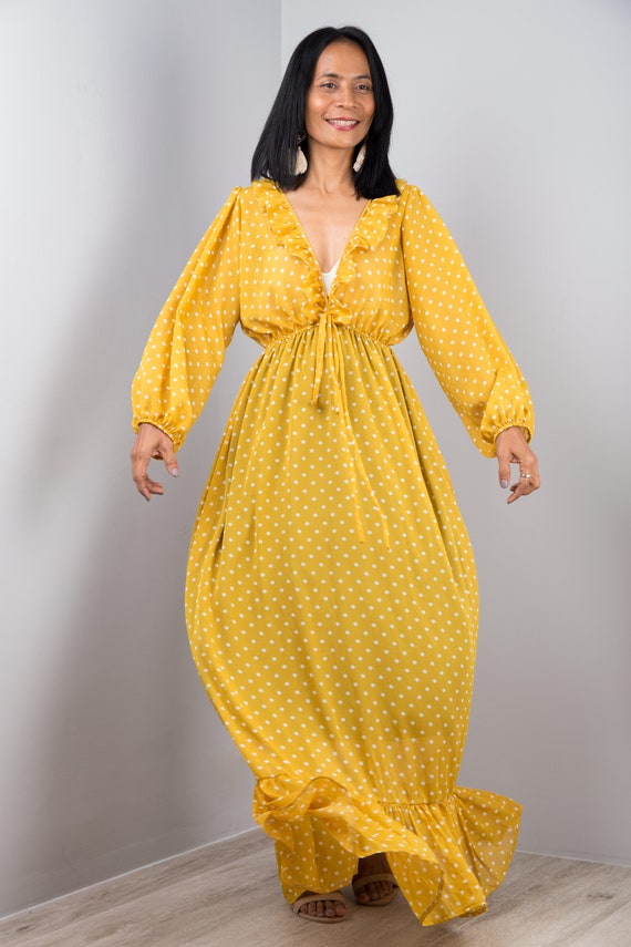 Yellow Chiffon Maxi dress | Party dress by Nuichan Yellow Chiffon Maxi dress | Party dress by Nuichan
