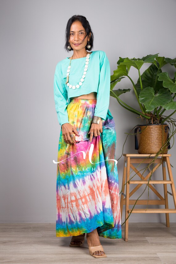 Tie dye skirt with clearance pockets