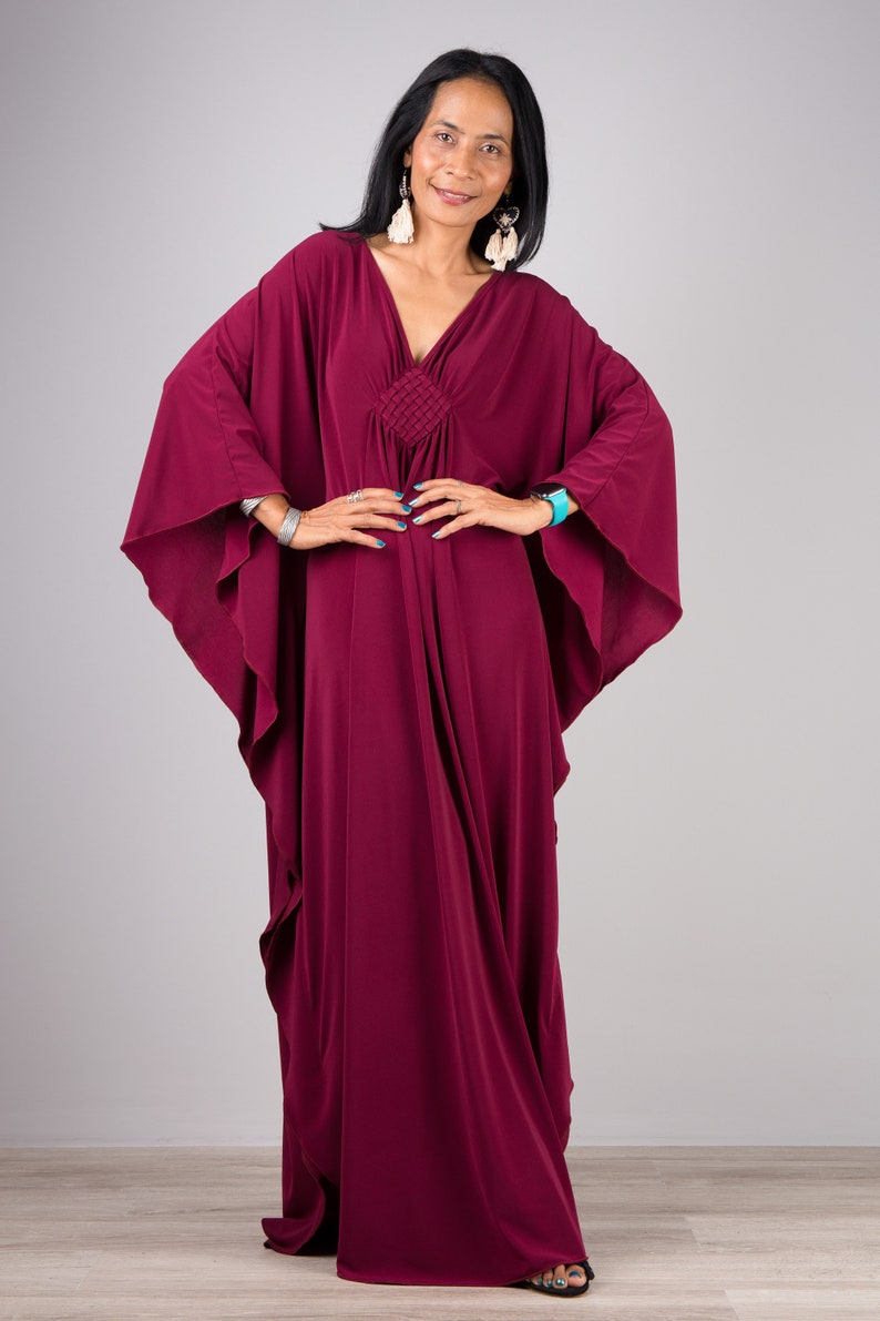 Off White Kaftan Maxi Kleid, langes weißes Kleid, Frauen Kaftan, weißes Abendkleid, Resort Kleid, Plus Größe Kaftan Kleid, Göttin Kleid Burgundy