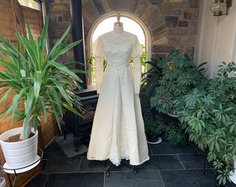 1960 wedding dresses