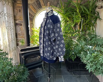 Vintage 1980s Blue and White Design Heavy Wool Sweater Jacket