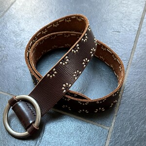 Vintage Brown Floral Embroidered Leather Belt With Silver  display picture 2