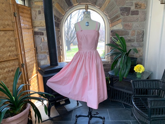 Vintage 1950s Junior Circle Pink Cotton Summer Sun