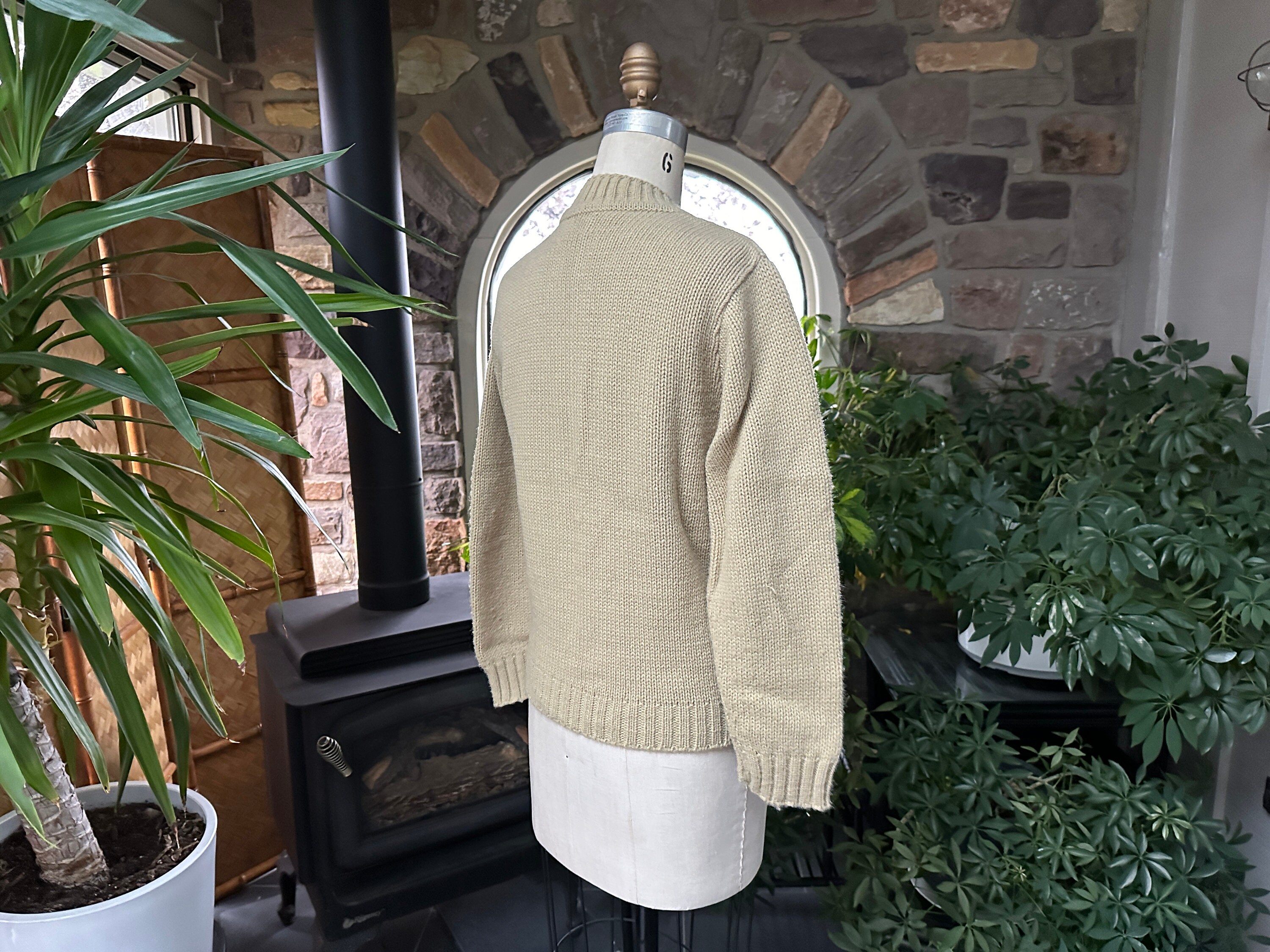Vintage 1950s Beige Cardigan Sweater Garland, Heavyweight Vintage 1950s Beige Cardigan Sweater Garland, Heavyweight