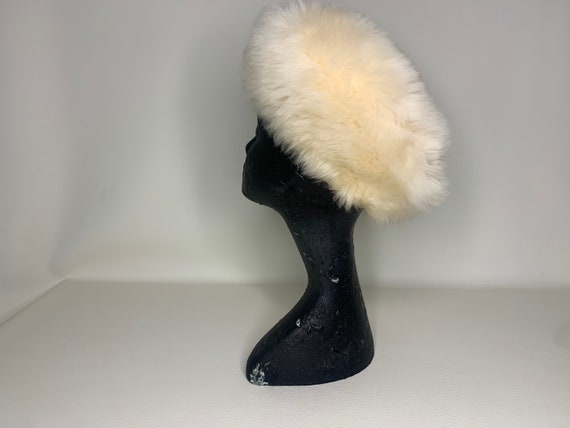 Vintage 1960s Ivory Sheepskin Hat Made in Italy, … - image 4