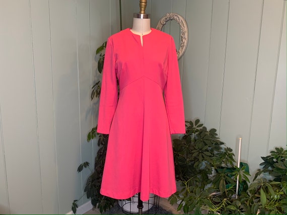 Vintage 1970s Bright Pink Double Knit Long Sleeve… - image 1