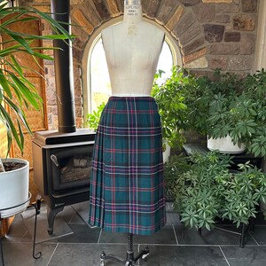 Black pleated kilt skirt deals