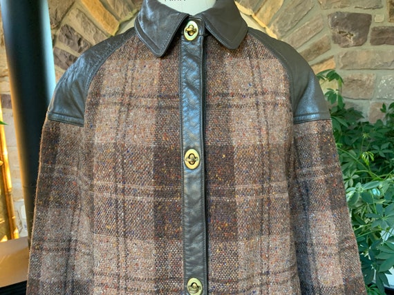 Vintage 1970s Donegal Wool Tweed Brown Plaid and … - image 2