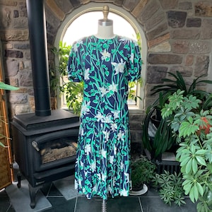 Vintage 1970s Navy Blue and Green Floral 2 Piece Skirt and Top Country Sophisticates by Pendleton