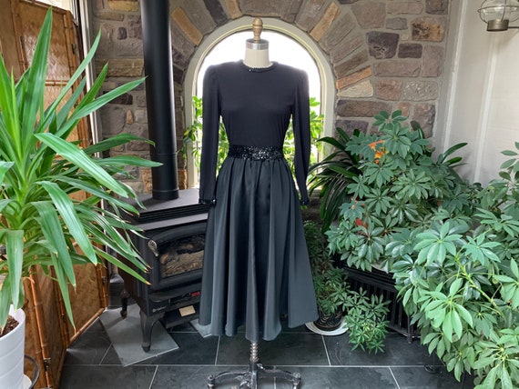 Dress Taffeta Full Skirt Sequin 