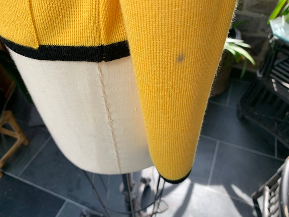 Vintage 1990s Firenze Yellow and Black Trimmed Zi… - image 7