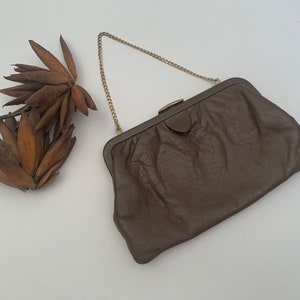 Vintage 1960s Brown Leather Clutch Bag or Gold Link Chain Strap Millay, Vintage Neutral Leather Sixties  Purse