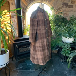 Vintage 1970s Donegal Wool Tweed Brown Plaid and Faux Leather Plaid Coat Made in Ireland image 8