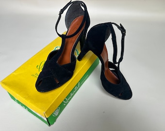 Vintage 1970s Black Suede High Heel T-Strap Dress Shoes Imperial Made in Spain