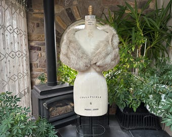 Klasyczny szal ślubny z norweskiego lisa niebieskiego, peleryna z lisa w stylu vintage,