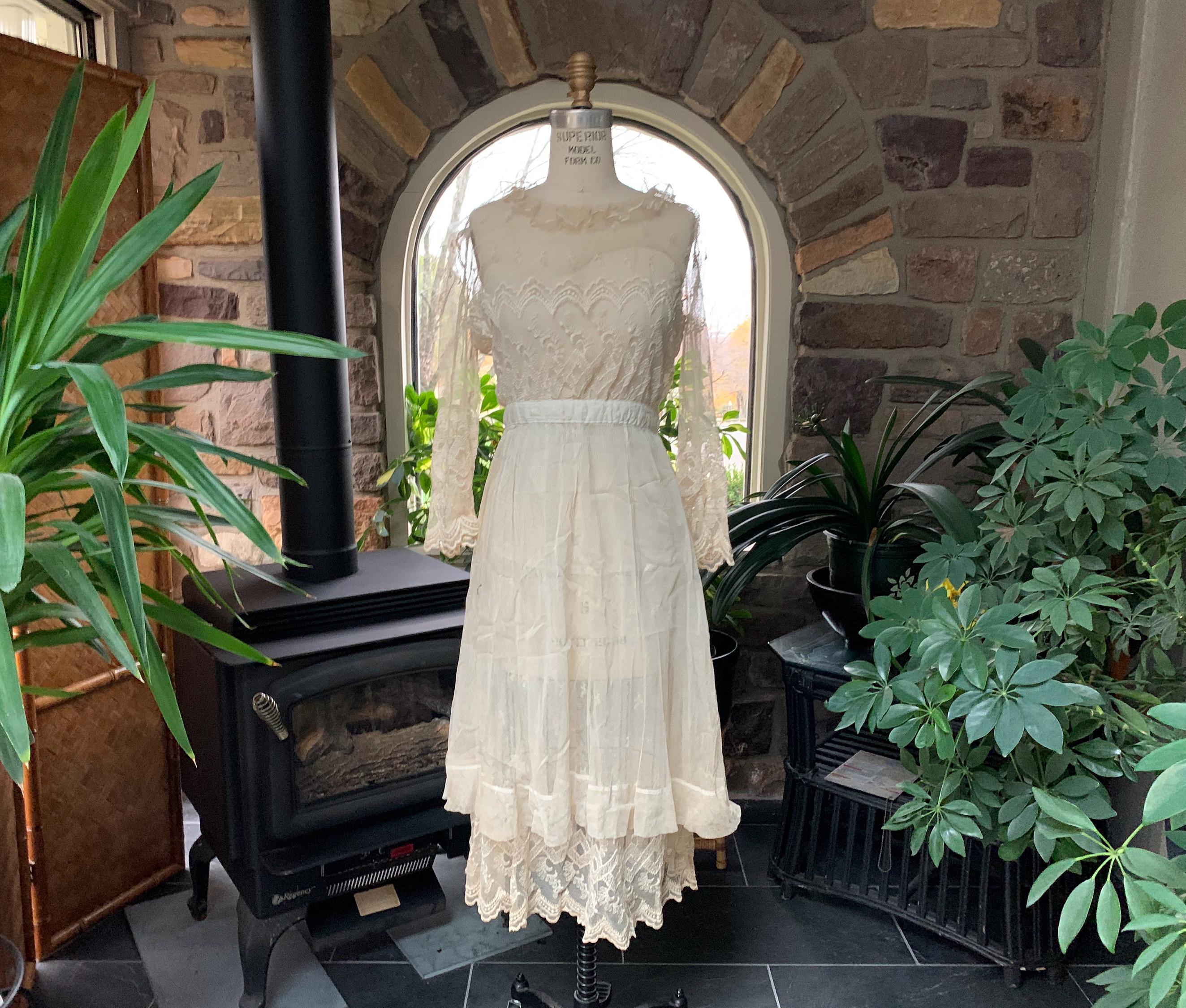 chinese dress ladies Antique Lace Tambour Gown - S