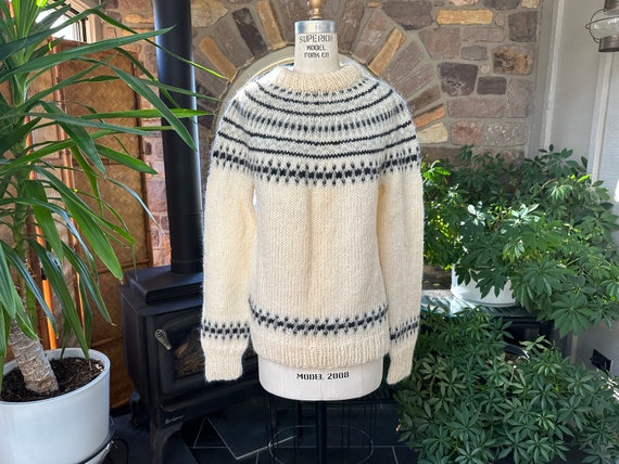 Vintage  Ivory Gray and Black Wool Sweater Icelan… - image 1