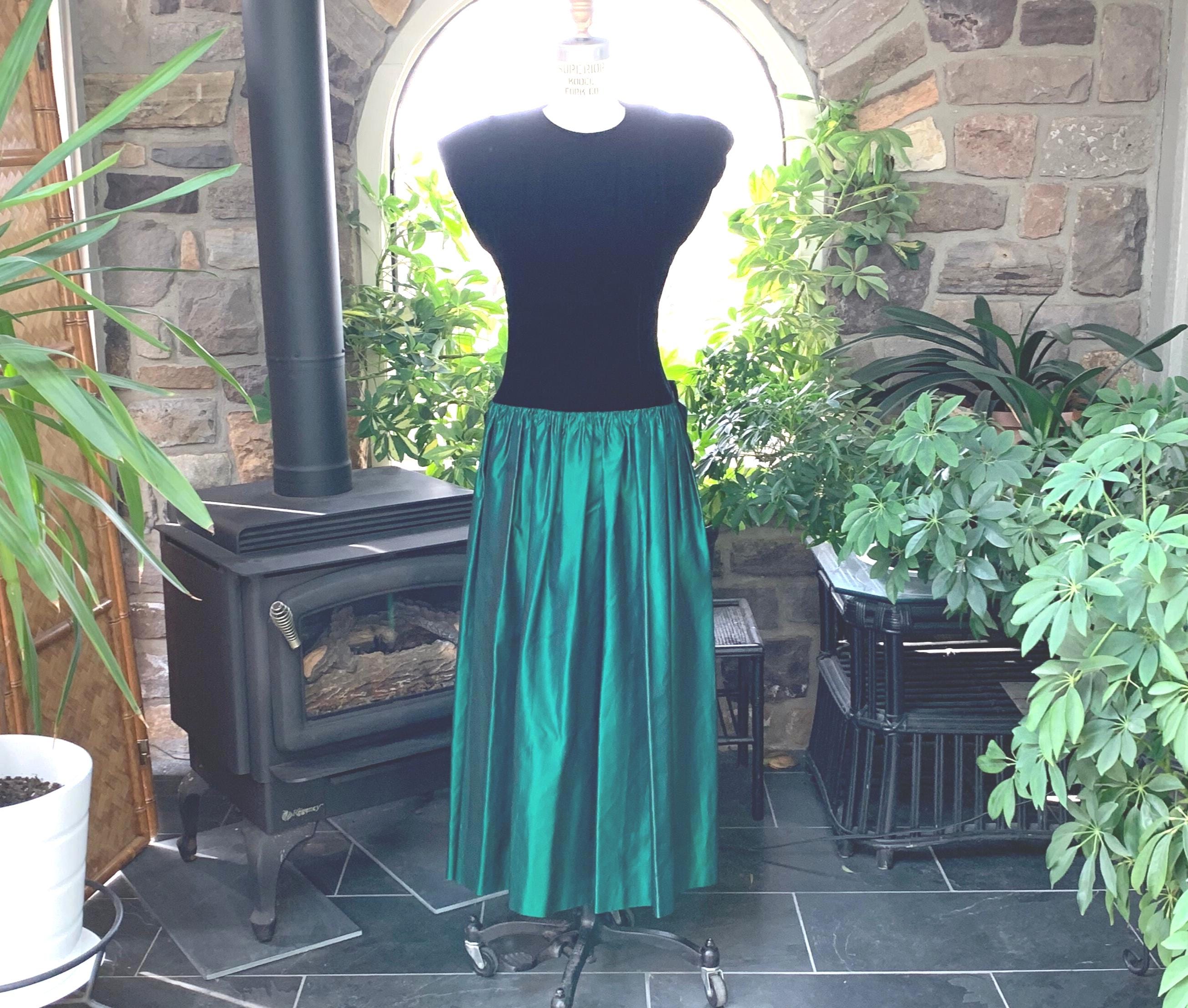 green mehendi dress Shop Online Mehndi Bridal Lehenga at Ethnic Gallery main image 1