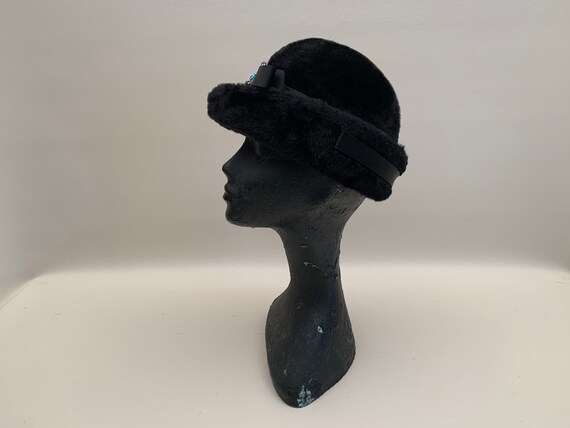 Vintage 1950s Black Faux Fur Wool Felt Cloche Hat… - image 4