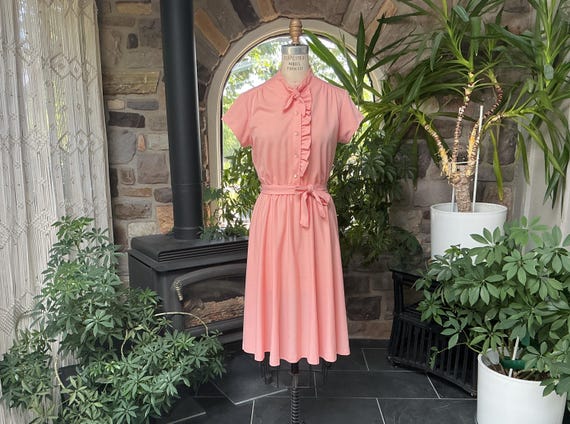 Vintage 1970s Peach Knit Sash Belt Dress Marti Petite